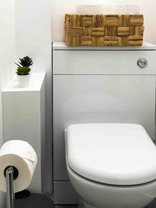 Apartament Modern Flat Near Train Station With Free Parking Cambridge Zewnętrze zdjęcie
