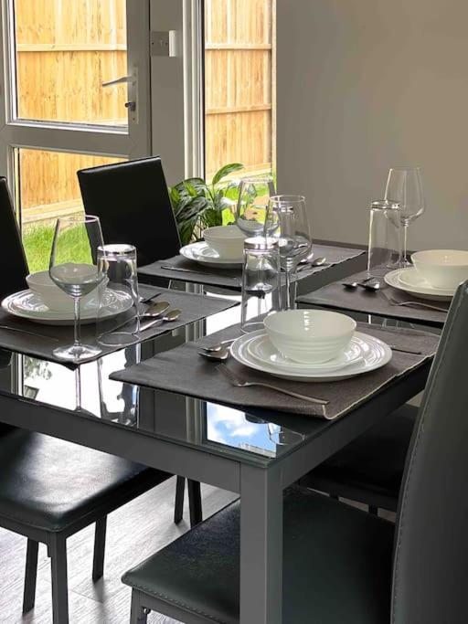 Apartament Modern Flat Near Train Station With Free Parking Cambridge Zewnętrze zdjęcie