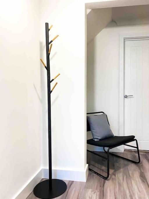 Apartament Modern Flat Near Train Station With Free Parking Cambridge Zewnętrze zdjęcie