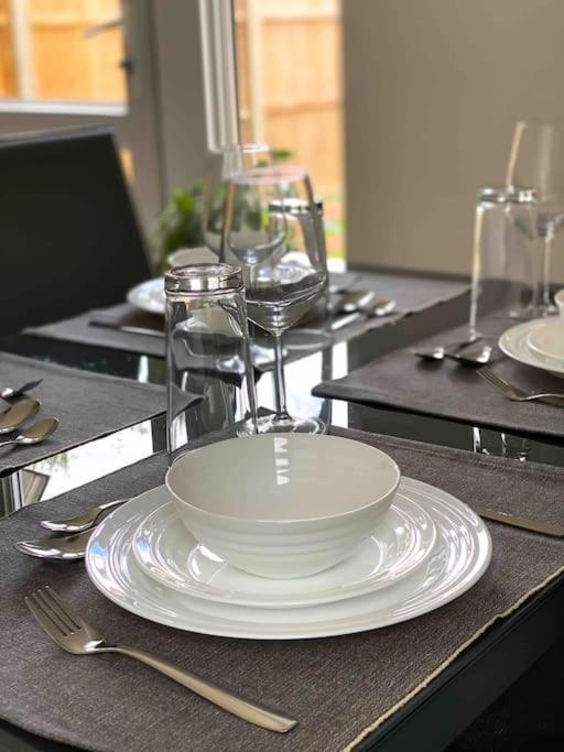 Apartament Modern Flat Near Train Station With Free Parking Cambridge Zewnętrze zdjęcie