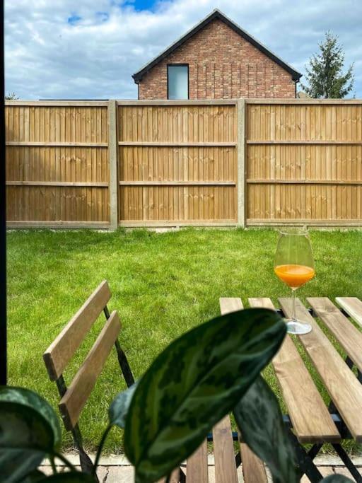 Apartament Modern Flat Near Train Station With Free Parking Cambridge Zewnętrze zdjęcie