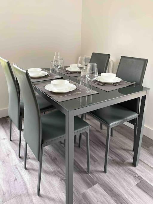 Apartament Modern Flat Near Train Station With Free Parking Cambridge Zewnętrze zdjęcie